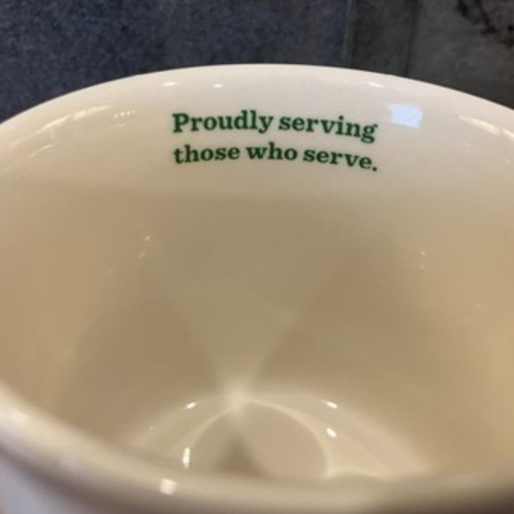 Starbucks Proudly Serving Those Who Serve 2013 Military Mug 14oz - Picture 2 of 5